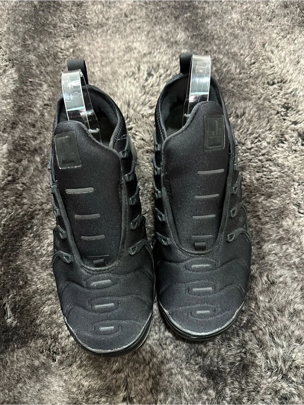 Nike Triple Black Air Vapor Max Plus SE Sneaker Sz 8.5 *NO LACES* Streetwear